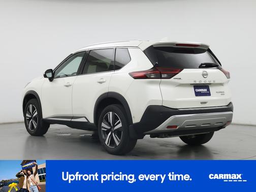 White 2023 Nissan Rogue Platinum