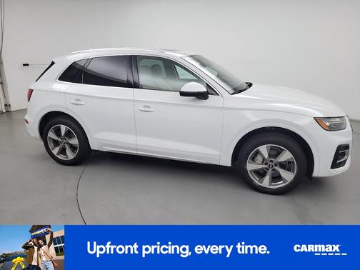White 2022 Audi Q5 Premium Plus
