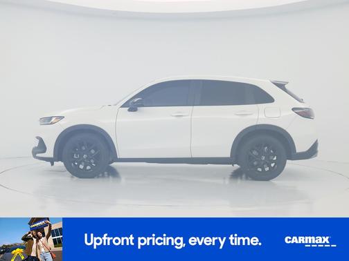 White 2025 Honda HR-V Sport