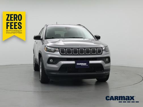 Silver 2022 Jeep Compass Latitude