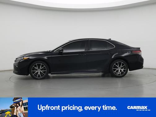 Black 2023 Toyota Camry SE