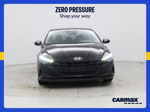 Black 2023 Hyundai ELANTRA SEL
