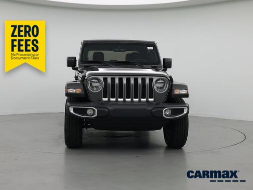 Gray 2022 Jeep Gladiator Overland