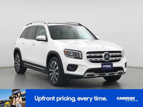 White 2022 Mercedes-Benz GLB 250