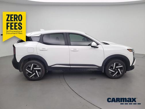 White 2025 Nissan Kicks SV