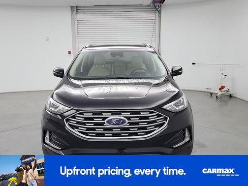 Black 2020 Ford Edge SEL