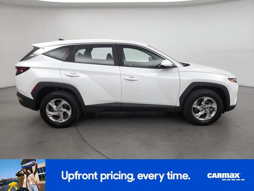 2022 Hyundai TUCSON SE