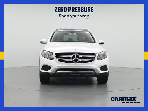 White 2018 Mercedes-Benz GLC 300