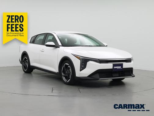 White 2025 Kia K4 EX