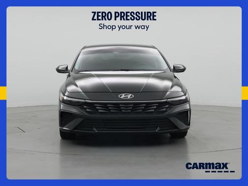 Gray 2024 Hyundai ELANTRA SEL