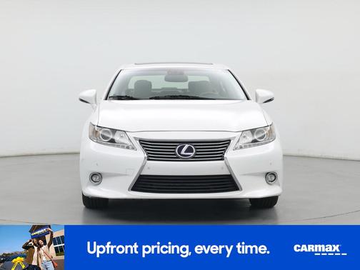 2015 Lexus ES 300h 