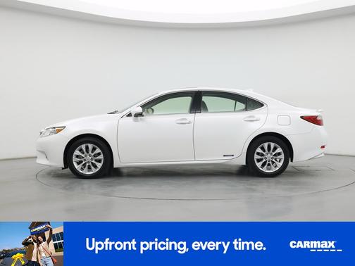 2015 Lexus ES 300h 