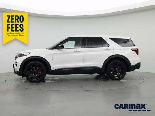 White 2022 Ford Explorer ST