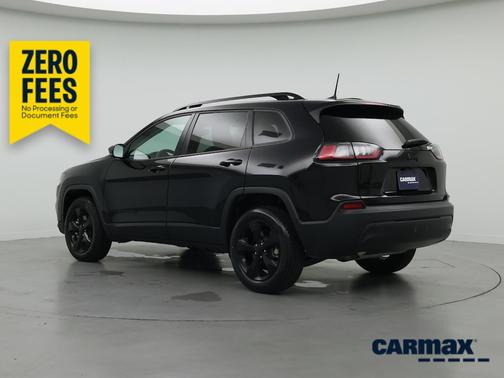 Black 2023 Jeep Cherokee Altitude Lux