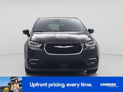 Black 2025 Chrysler Pacifica Select
