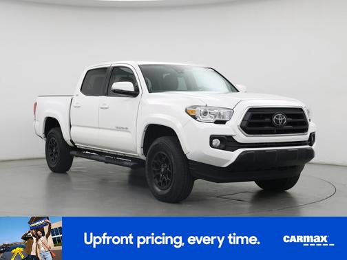 White 2022 Toyota Tacoma SR5