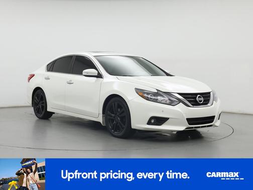 Pearl 2016 Nissan Altima SL