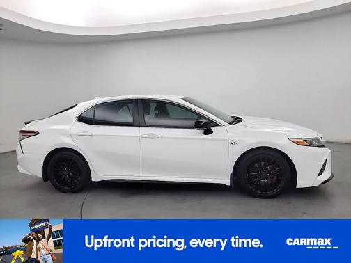 White 2020 Toyota Camry SE Night Shade