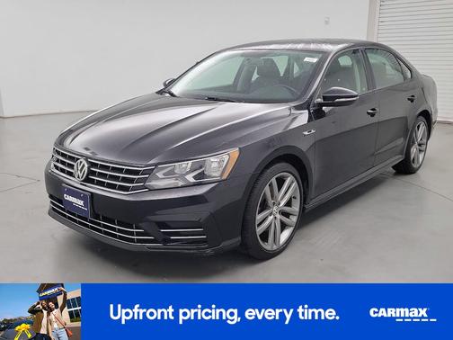 2018 Volkswagen Passat R-Line