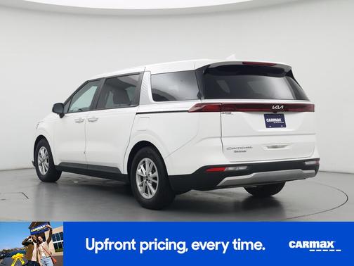 2022 Kia Carnival LX