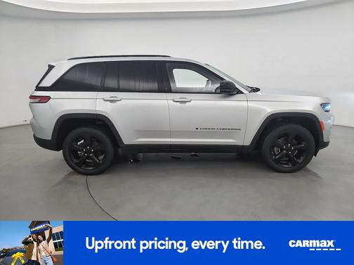 2022 Jeep Grand Cherokee Altitude