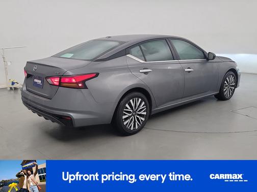 2024 Nissan Altima SV