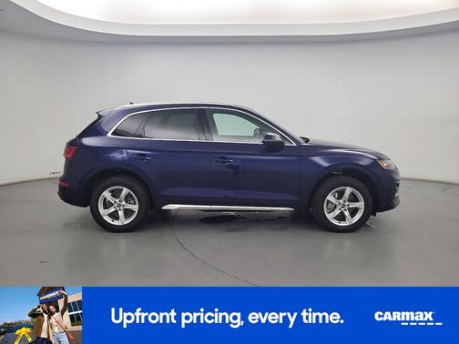 Blue 2023 Audi Q5 Premium