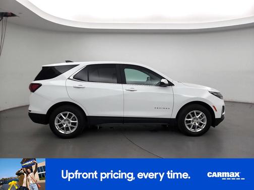 White 2022 Chevrolet Equinox LT
