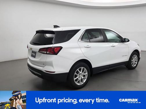 White 2022 Chevrolet Equinox LT