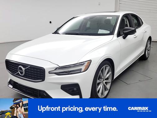 White 2021 Volvo S60 T5 Momentum