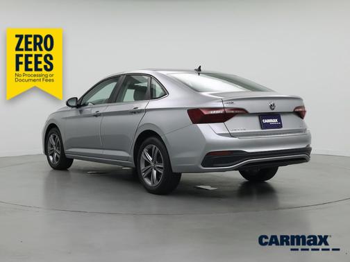 Silver 2023 Volkswagen Jetta SE