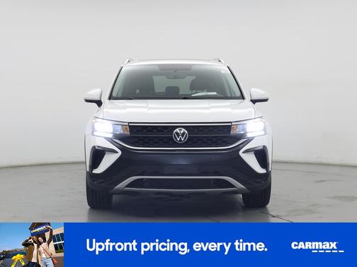 White 2022 Volkswagen Taos SE