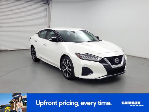 White 2021 Nissan Maxima SV