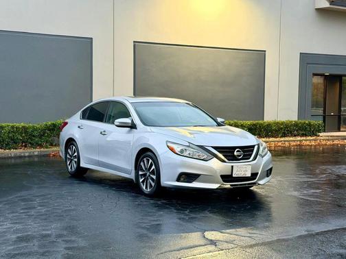 2017 Nissan Altima 2.5 SV