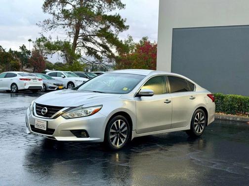 2017 Nissan Altima 2.5 SV