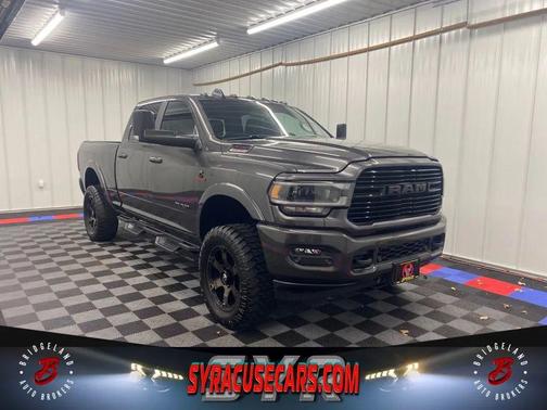 2022 RAM 3500 Laramie Crew Cab 4x4 6'4' Box