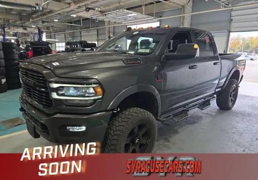 2022 RAM 3500 Laramie Crew Cab 4x4 6'4' Box