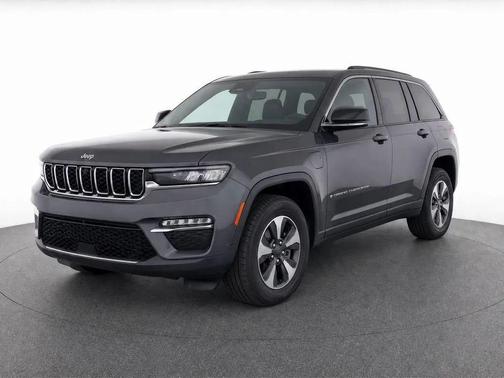 Baltic Gray Metallic Clearcoat 2022 Jeep Grand Cherokee 4xe Base