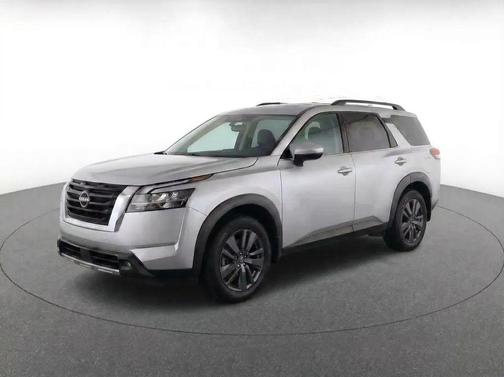 2022 Nissan Pathfinder SV 4WD