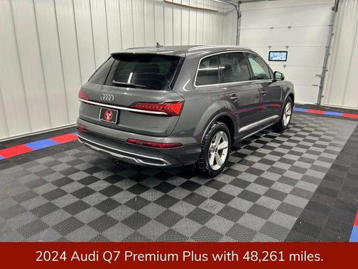 2024 Audi Q7 45 Premium Plus