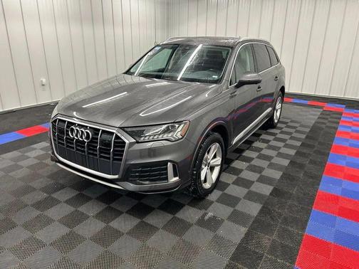 2024 Audi Q7 45 Premium Plus