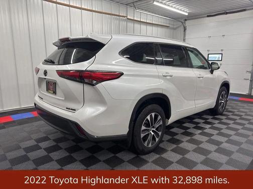 2022 Toyota Highlander XLE