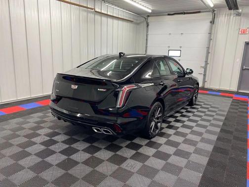 2025 Cadillac CT4-V V-Series RWD