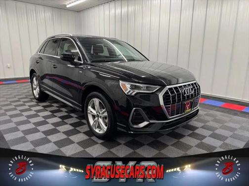 2022 Audi Q3 45 S line Premium Plus