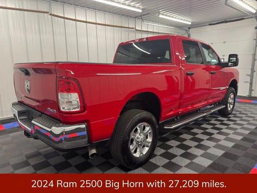 2024 RAM 2500 Big Horn Crew Cab 4x4 6'4' Box