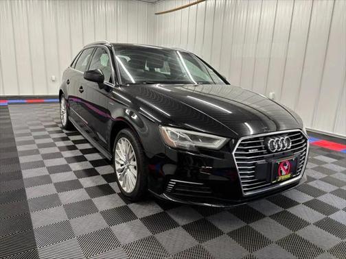2018 Audi A3 e-tron 1.4T Tech Premium Plus