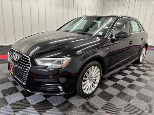 2018 Audi A3 e-tron 1.4T Tech Premium Plus