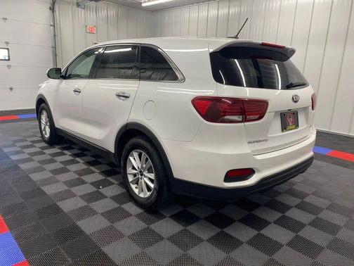 2020 Kia Sorento LX
