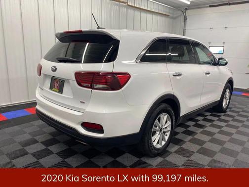 2020 Kia Sorento LX