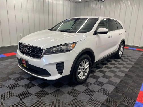 2020 Kia Sorento LX